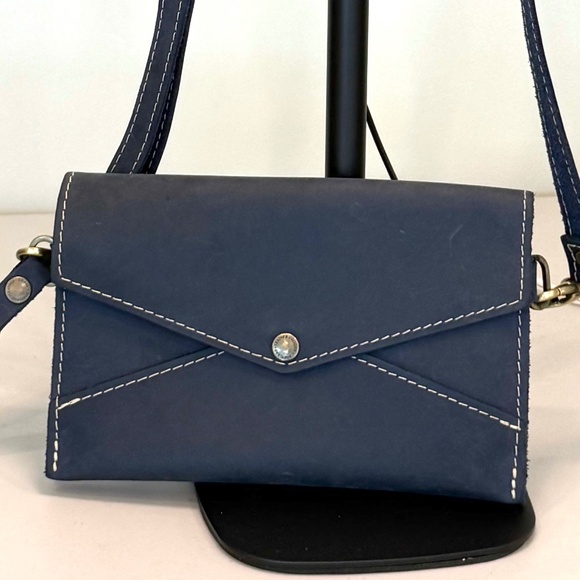 Portland Leather Goods Envelope Convertible Crossbody Deep Ocean - Picture 1 of 4